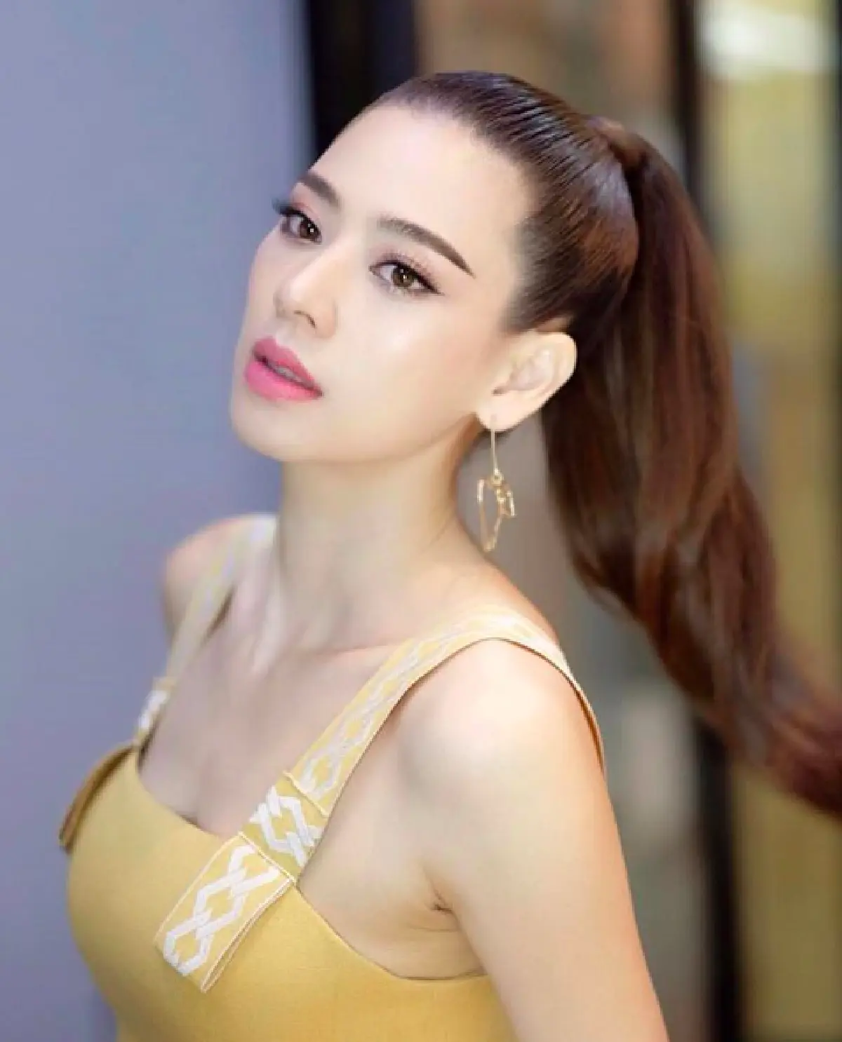 “ป๋อ” ขุดภาพถ่ายสมัยวัยเด็ก “เอ๋” ออกมาให้แฟนๆ ได้ชมกัน พร้อมแคปชั่นหวาน