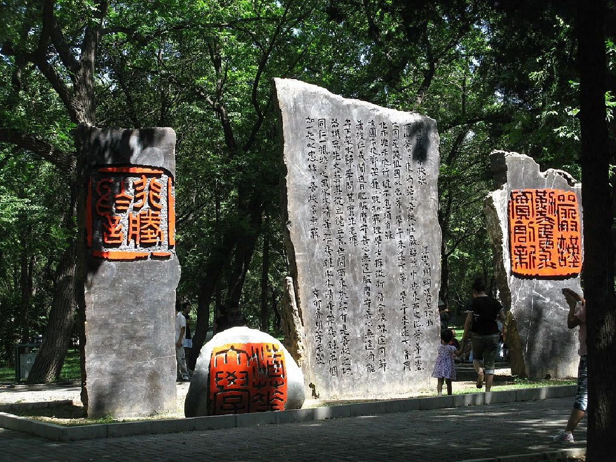 7 เรื่องต้องรู้เกี่ยวกับมหา’ลัยที่ดีที่สุดในเอเชีย