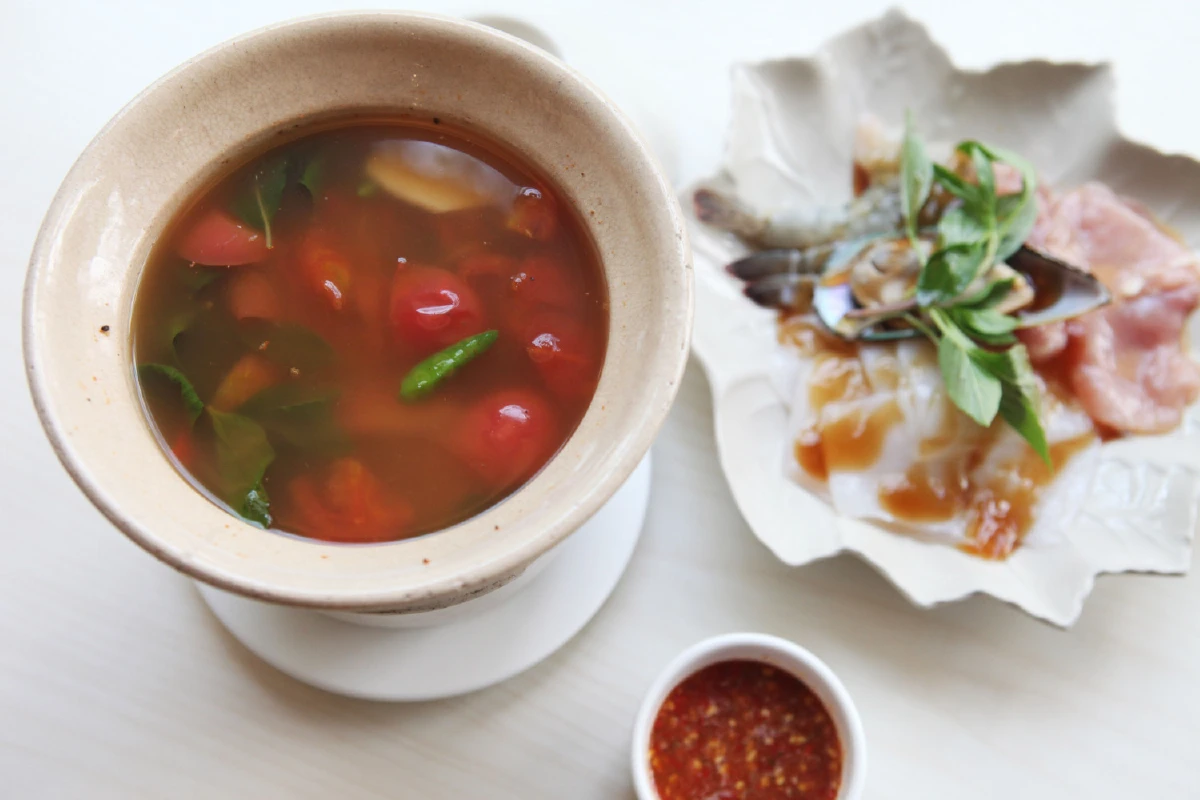 อาหารไทยรสจัดจ้านที่ คุณจัน-ท-นี เรสเทอรองต์