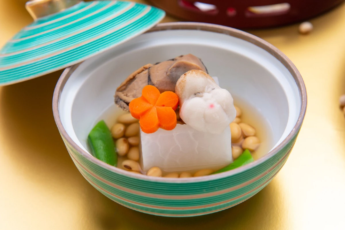 อาหารชุดพิเศษเพื่อฉลองเทศกาลปาถั่ว ณ ห้องอาหารยามาซาโตะ