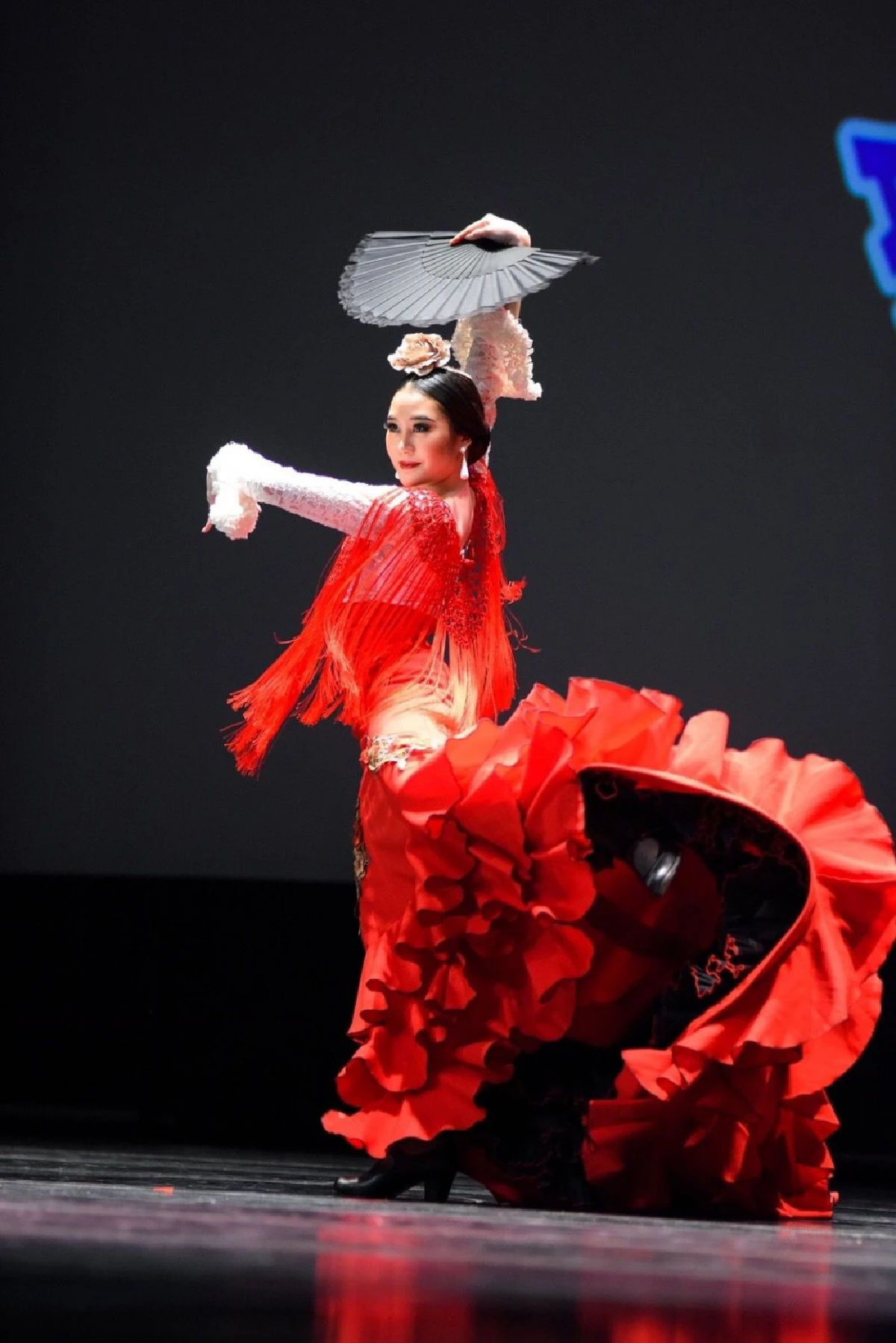 เพิร์ลรดา งามรุ่งศิริ ผู้คว้ารางวัลเต้นรำนานาชาติ