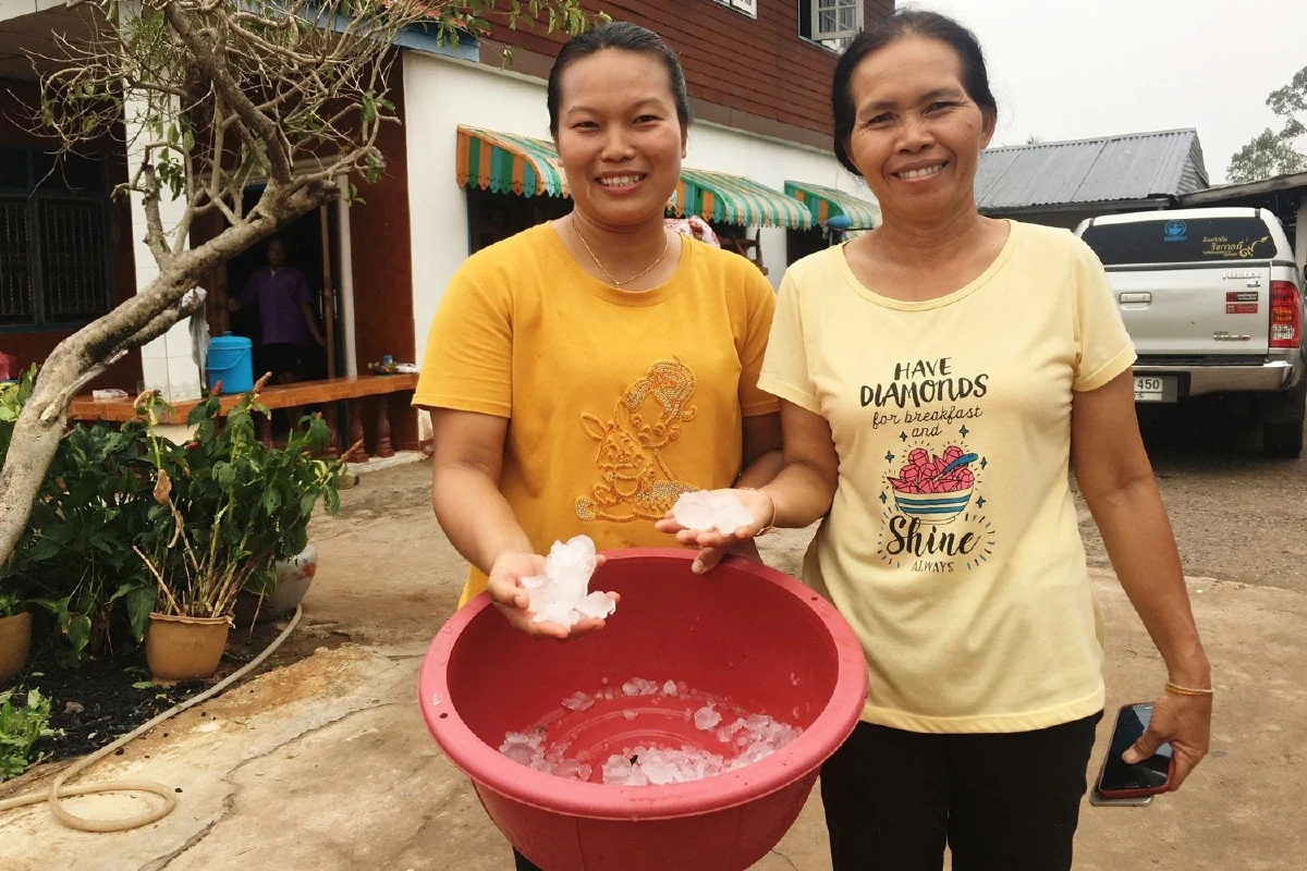 พายุลูกเห็บถล่มอุดรฯบ้านหลังคาพรุนนับพันแห่งเจ้าหน้าที่เร่งช่วยเหลือ