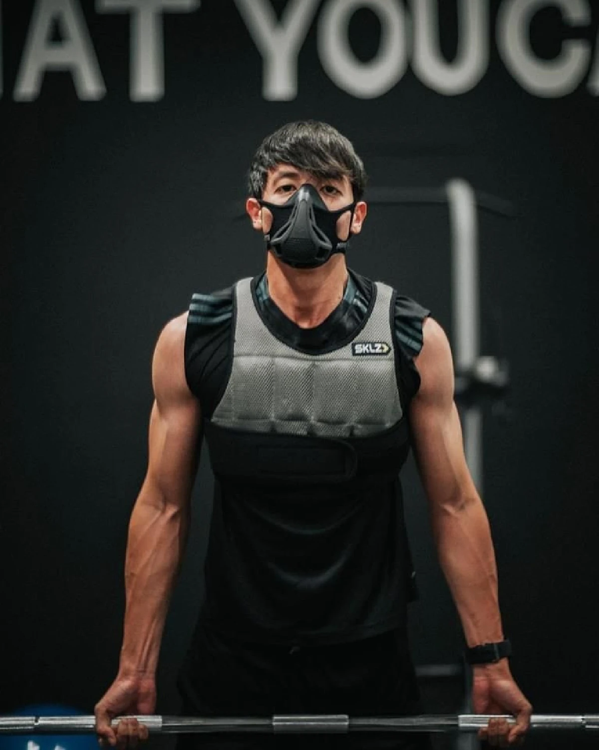 เต็มสองตา! เจมส์ จิรายุ แซ่บซ่อนรูป..ถอดเสื้ออวดหุ่นล่ำกล้ามแน่นมาก