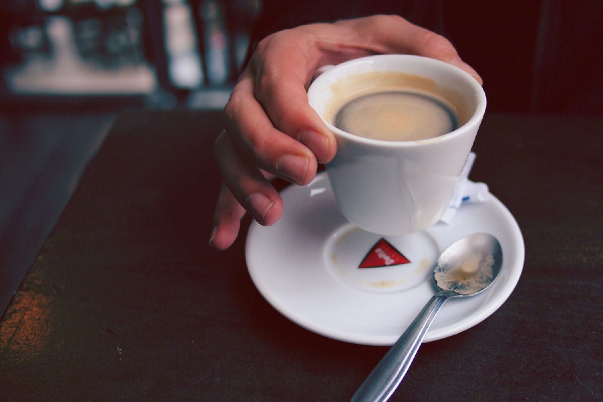 กาแฟสเปน ในความซับซ้อนซ่อนชื่อ กาแฟสเปน ในความซับซ้อนซ่อนชื่อ