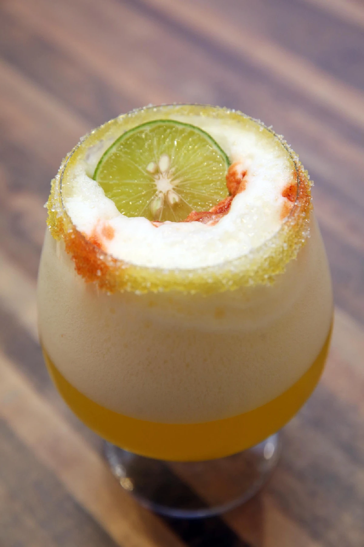 เรด ฟ็อกซ์ เบรกฟาสต์ แอนด์ กีก บาร์ ชิลเอาต์ได้ 24 ชั่วโมง