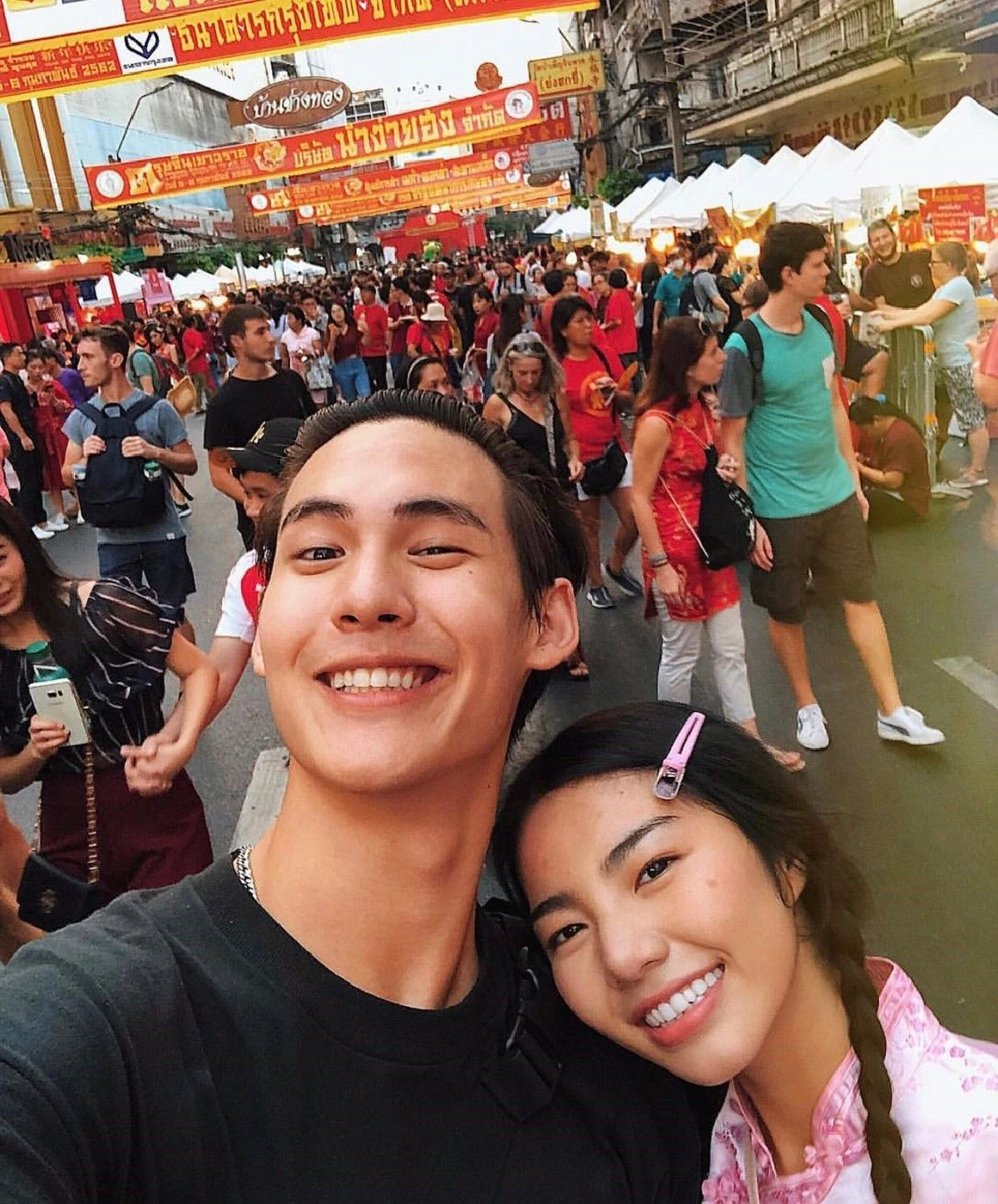 ส่องภาพคู่หวาน บอส ชนกันต์ พระเอกเอ็มวีและหนุ่มรู้ใจของ วันเดอร์เฟรม