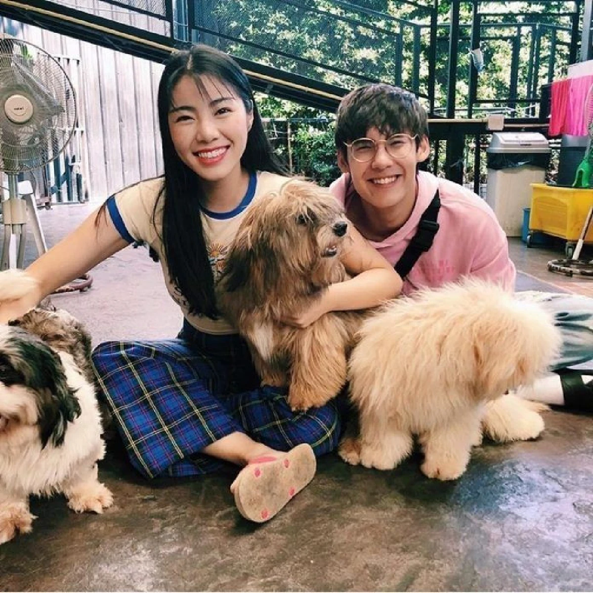 ส่องภาพคู่หวาน บอส ชนกันต์ พระเอกเอ็มวีและหนุ่มรู้ใจของ วันเดอร์เฟรม