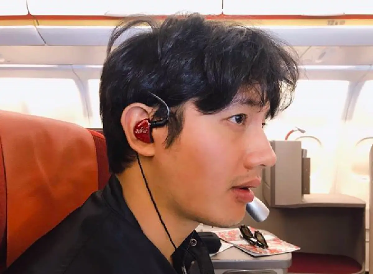 เปิดตัวชัดเจน!? “เป้-คารีสา” ควงแขน บินลัดฟ้าเที่ยวฮ่องกงด้วยกัน