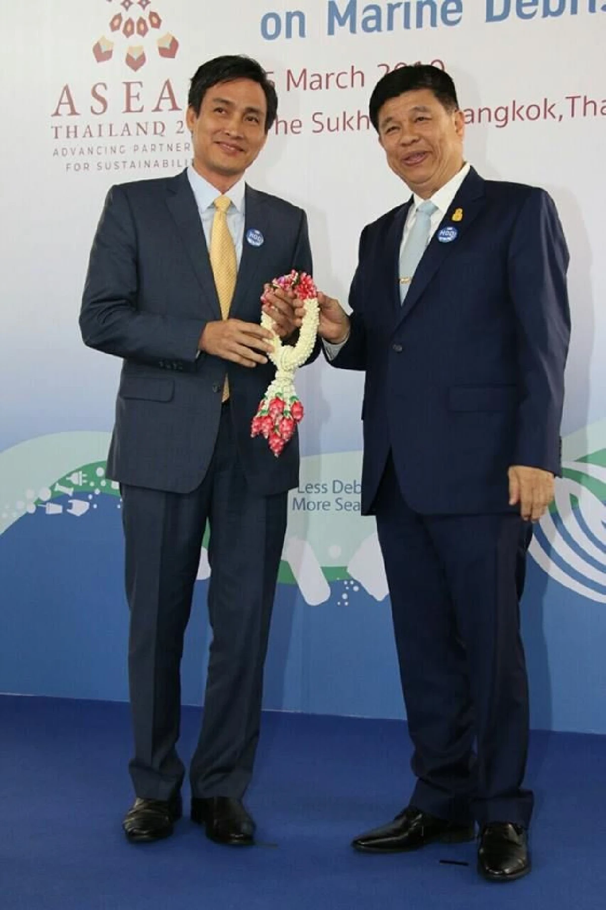 รัฐมนตรีอาเซียนพร้อมร่วมมือแก้ขยะทะเล