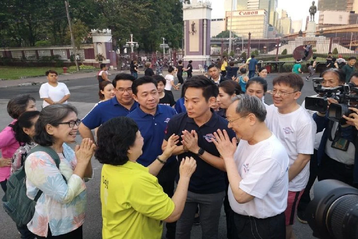 พปชร.หาเสียงสวนลุมเสียงเชียร์"ลุงตู่"ลั่น