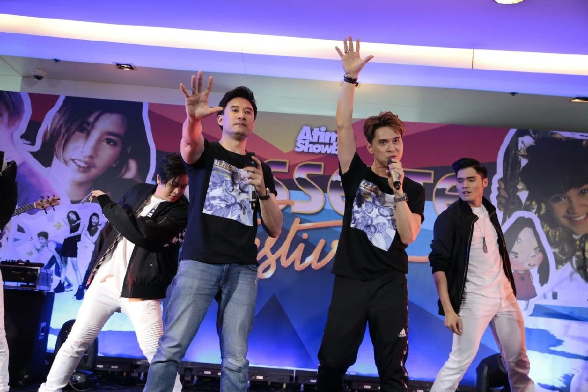 ทัพศิลปินโชว์เรียกน้ำย่อย เตรียมเปิดแผงยุคตลับเทป Cassette Festival