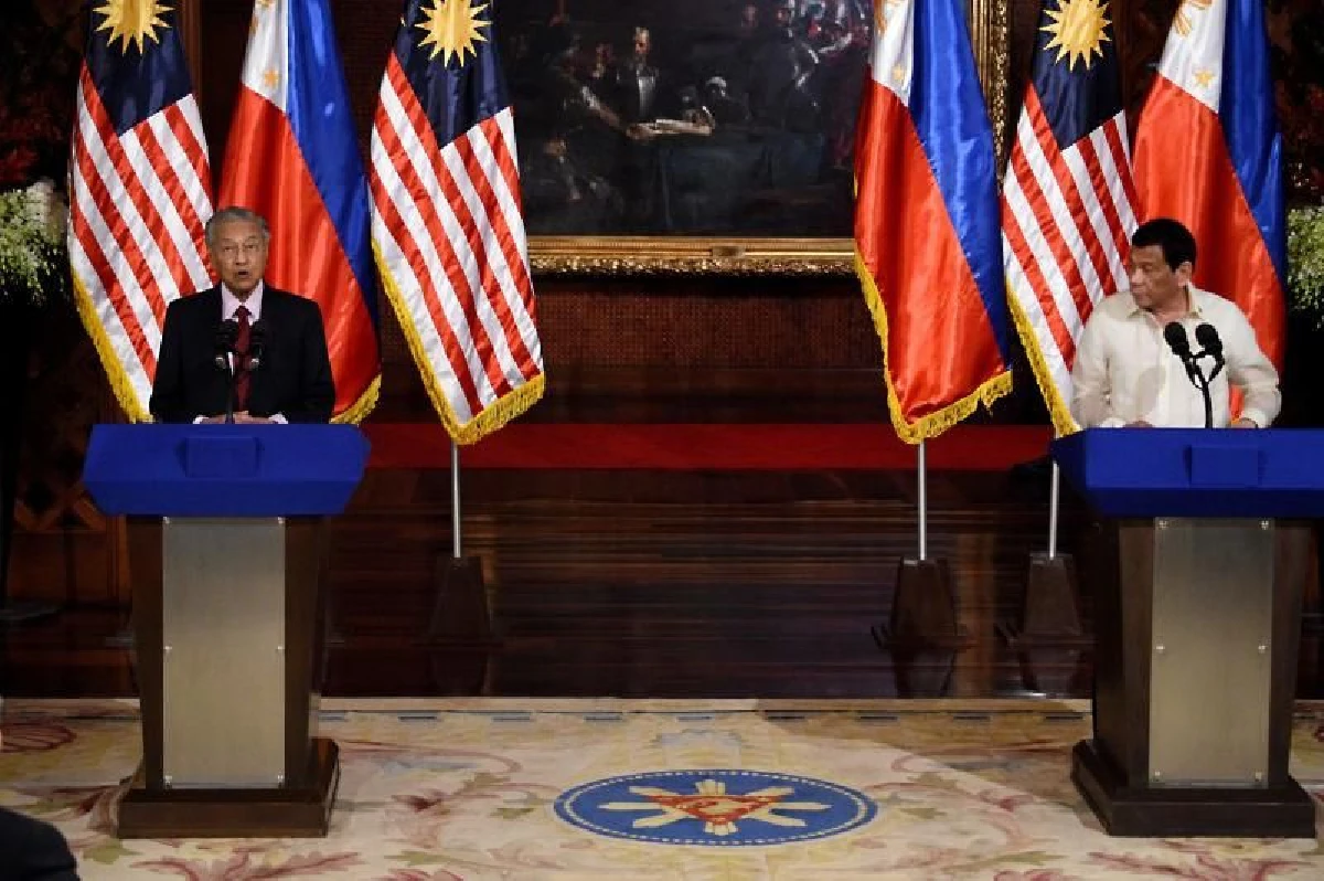 มหาเธร์เตือนฟิลิปปินส์ระวัง 'กับดักหนี้' จีน