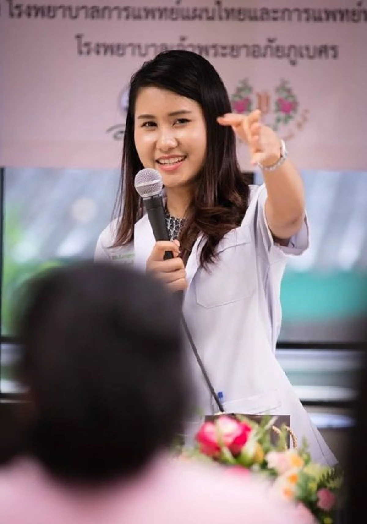 เปิดตัว “ลูกประคบลดเซลลูไลท์” งานมหกรรมสมุนไพรแห่งชาติ