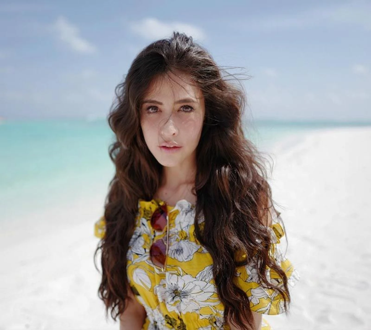 สามสาวสวยแซ่บ! ริต้า ทับทิม เจสซี่ แท็กทีมอวดหุ่นเซ็กซี่ริมทะเลมัลดีฟส์