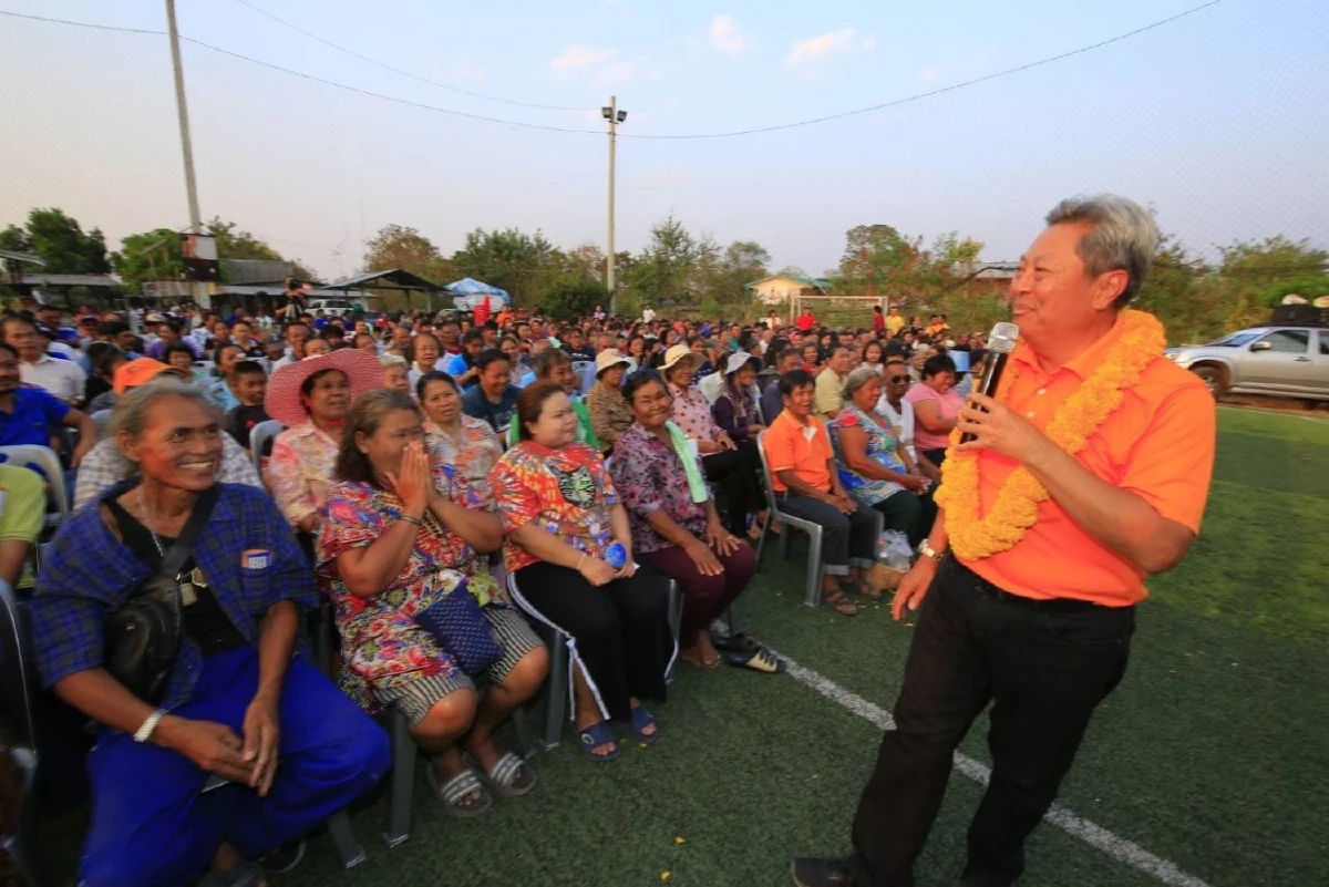 ผู้สมัครสส.เขต3ชาติพัฒนาหาเสียง"ชูโคราช NO PROBLEM"