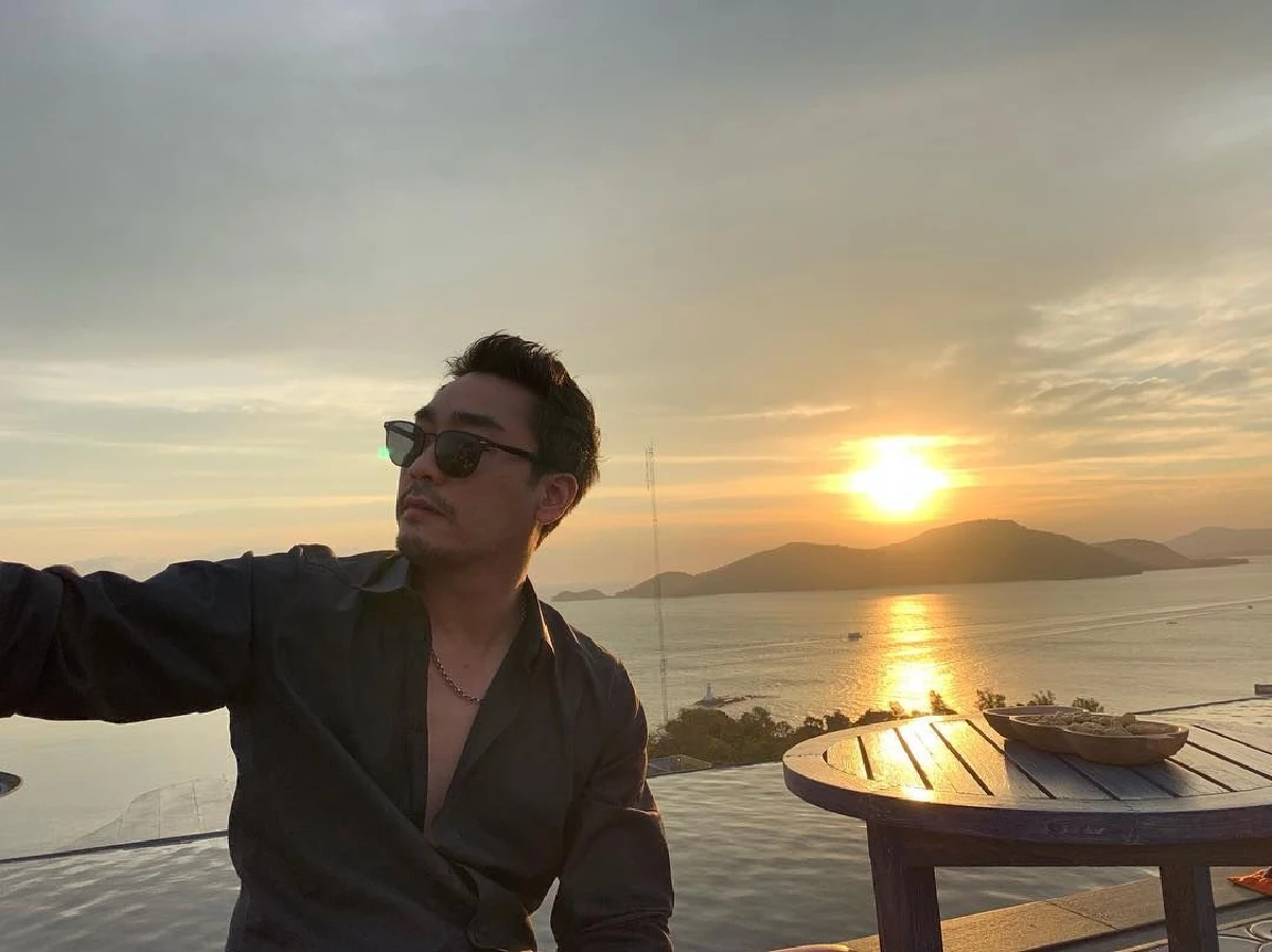 ขาวแน่นน่ากอด! ไฮโซพก ถอดทีละนิด..โชว์แซ่บไม่แพ้ อั้ม พัชราภา (คลิป)