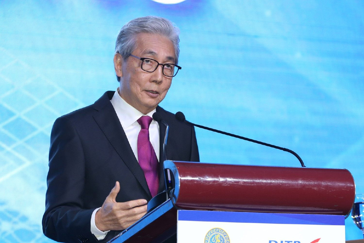 "สมคิด"แนะหัวหน้าพรรคการเมืองพูดให้น้อยลง หวั่นการเมืองถึงทางตัน "สมคิด"แนะหัวหน้าพรรคการเมืองพูดให้น้อยลง หวั่นการเมืองถึงทางตัน