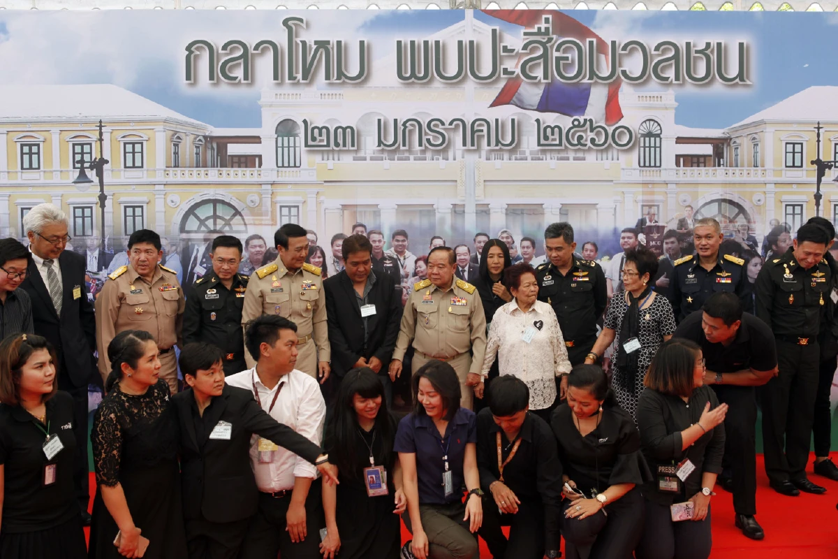 แรกหวานหลังกล้ำกลืน "กองทัพกับการเมือง" จากสายตานักข่าวสายทหารรุ่นเก๋า "ป้าแจ๋ว-อนุกูล"