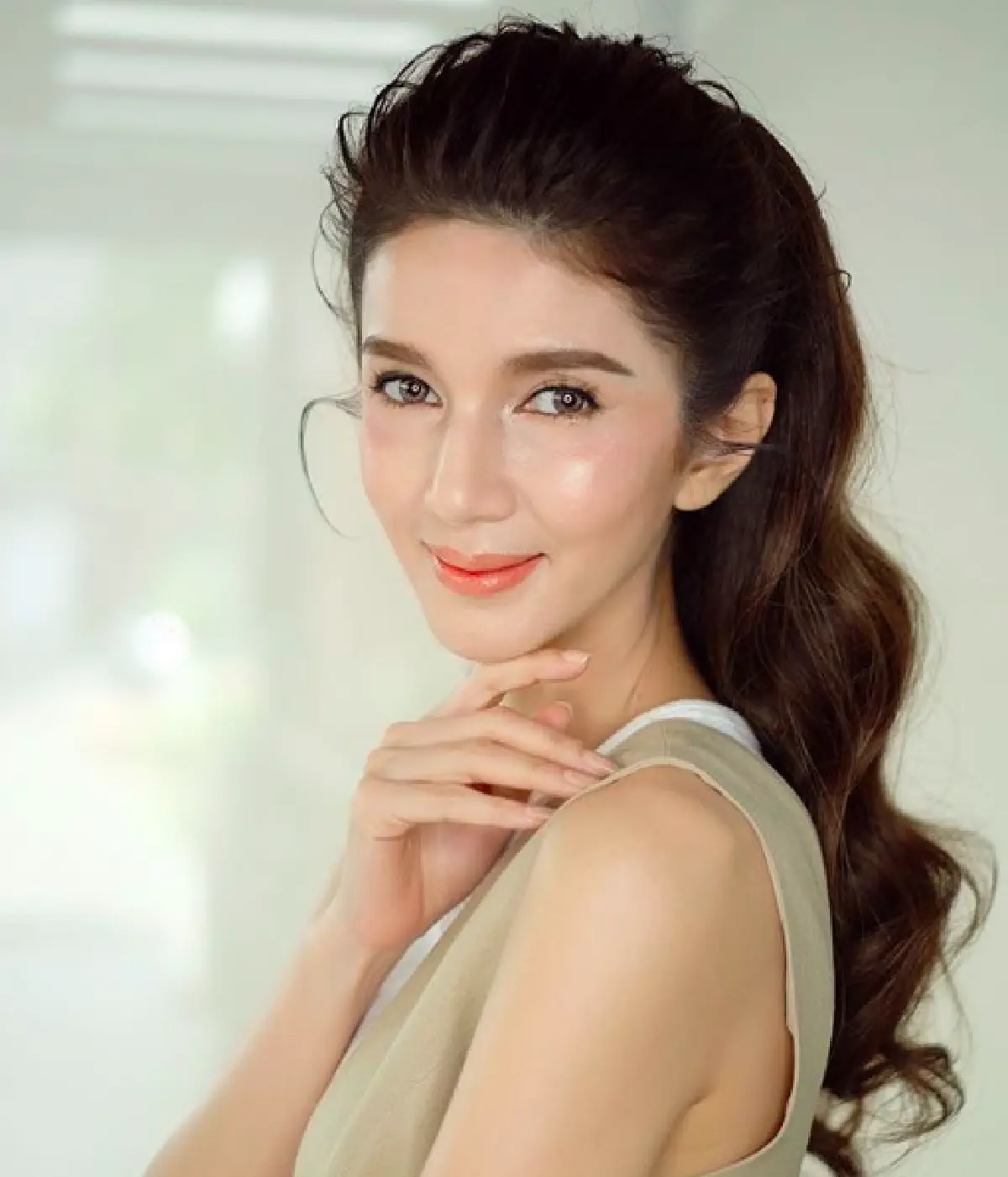 “โบว์ แวนดา” สานฝัน “พ่อปอ” รักษารถมินิให้ “น้องมะลิ” ไว้เป็นสมบัติจากพ่อ