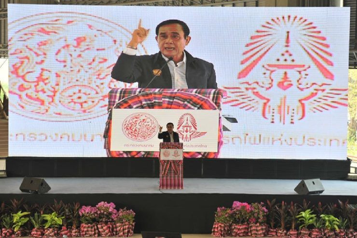 "บิ๊กตู่"ลั่นขอสืบทอดเจตนา "บิ๊กตู่"ลั่นขอสืบทอดเจตนา