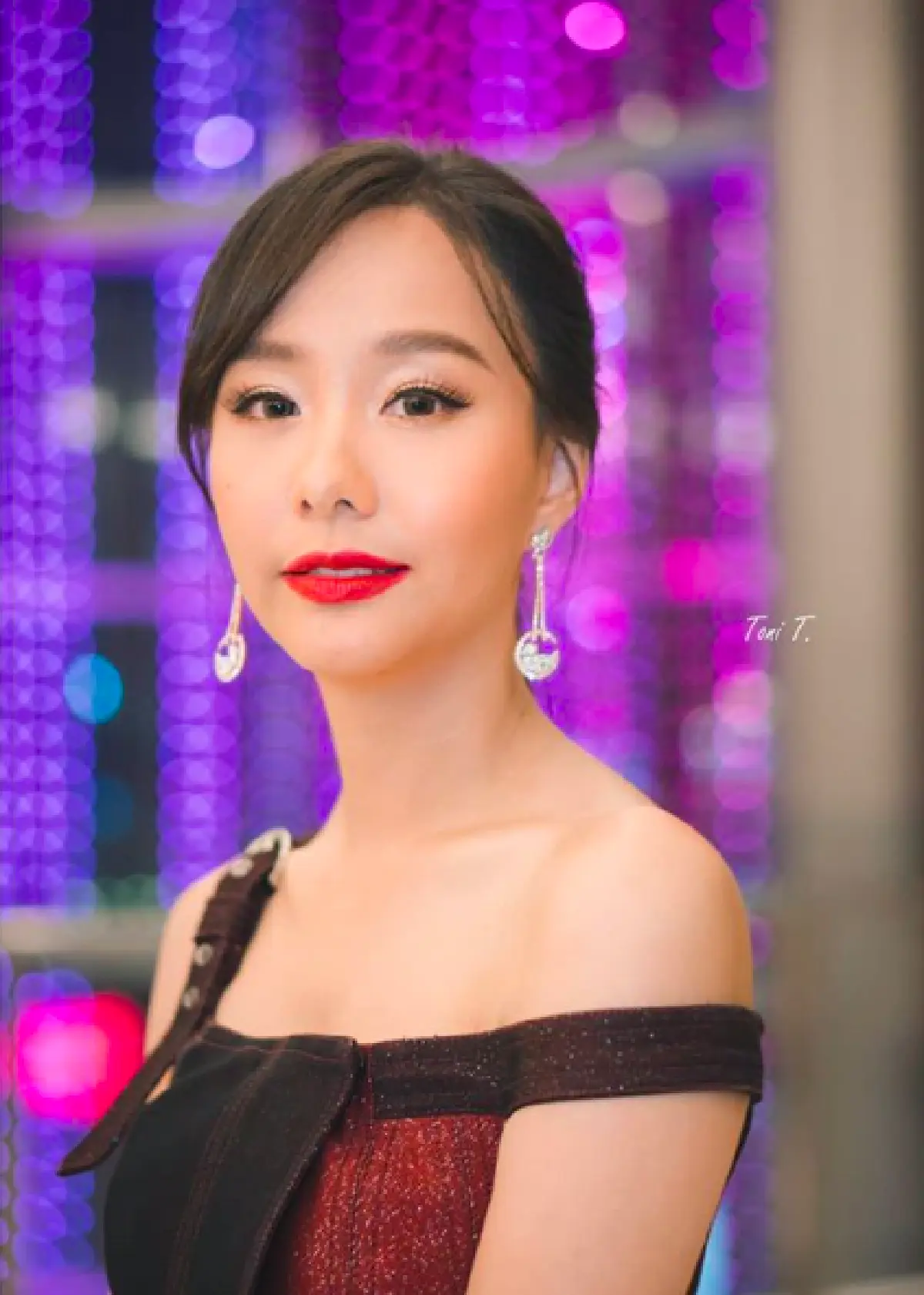 เหล่าคนดัง-คนบันเทิง ร่วมเข้าชมฟชั่นโชว์แบรนด์ SIRIVANNAVARI