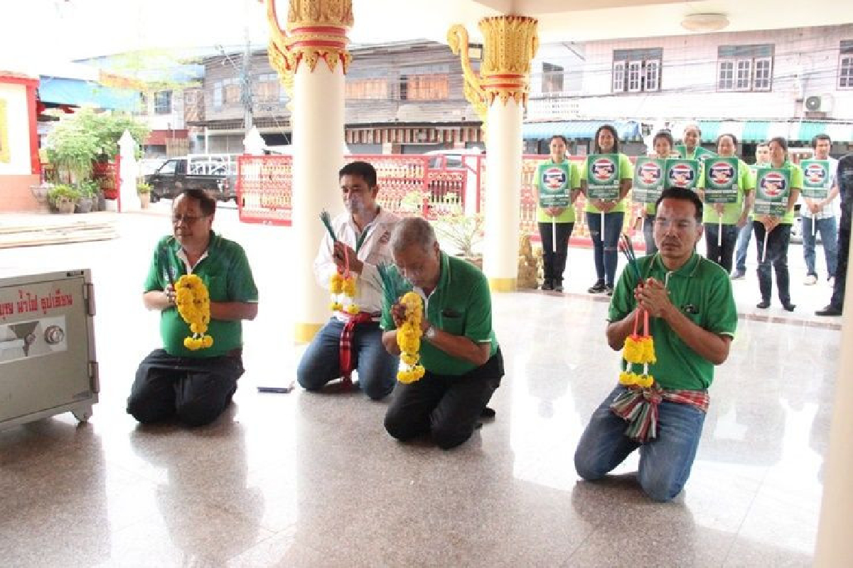 ภราดรภาพ หาเสียงกาฬสินธุ์ ชูนโยบาย 4 ปัญหาต้องยุติ - 4 เปลี่ยน ภราดรภาพ หาเสียงกาฬสินธุ์ ชูนโยบาย 4 ปัญหาต้องยุติ - 4 เปลี่ยน