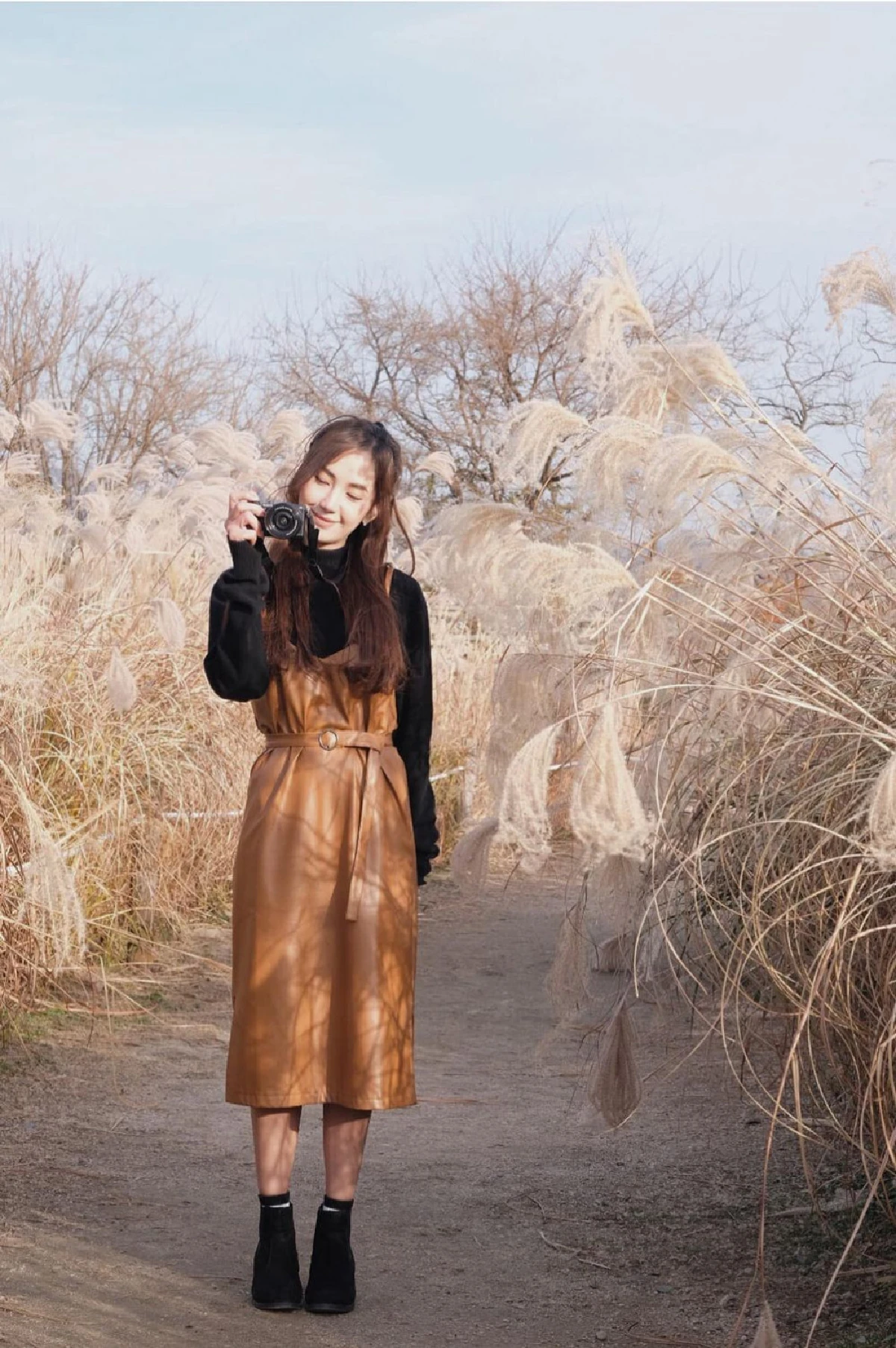 การเดินทางไม่ยากแค่กล้าลอง ‘เที่ยวคนเดียวถ่ายรูปเอง-taetaee’