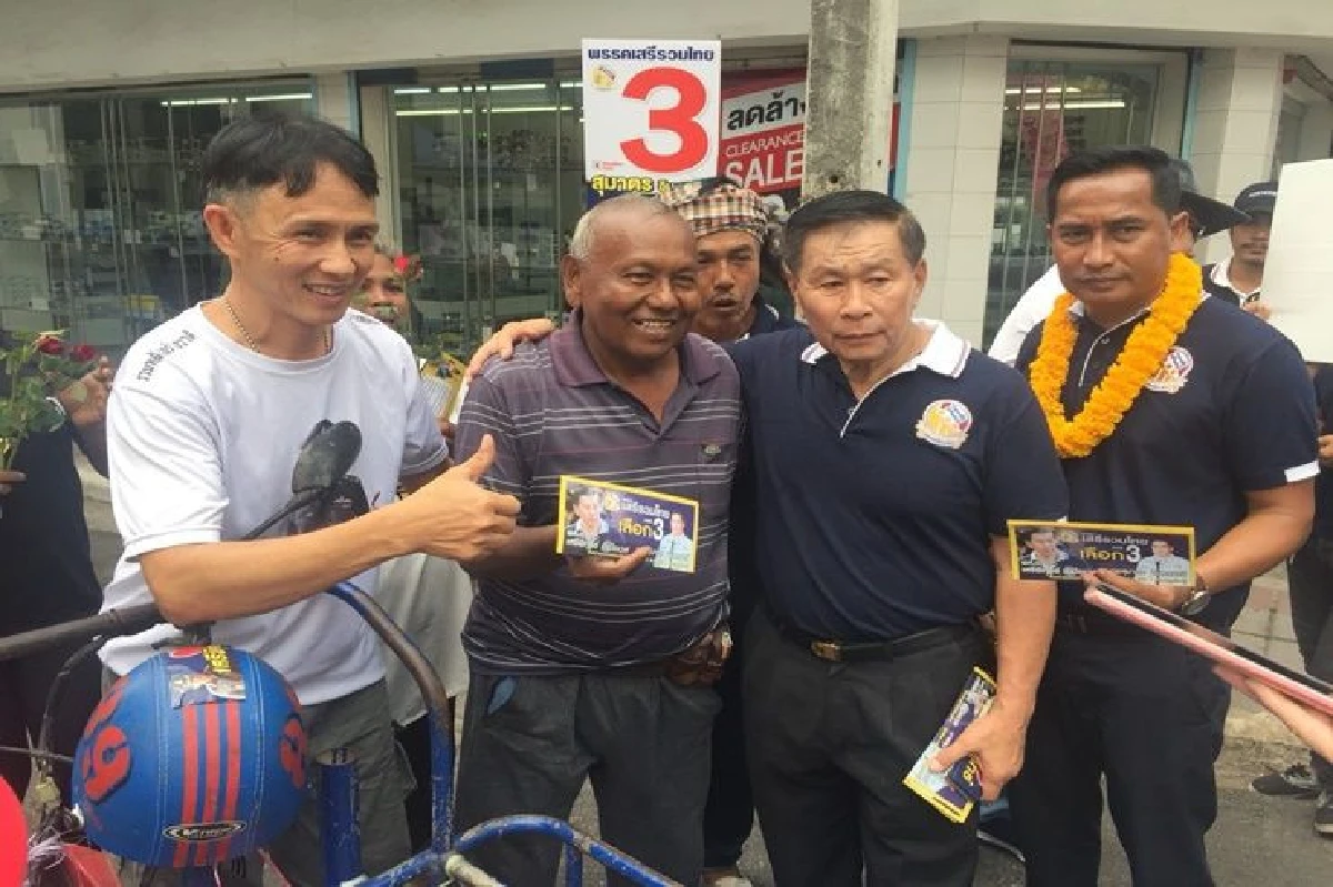 "เสรีพิศุทธ์"เชื่อชนะเขต 1 สุราษฎร์ ประชาชนต้องการเปลี่ยนแปลง