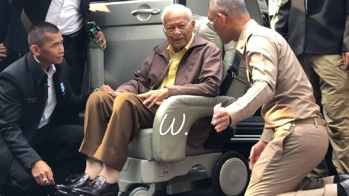 "ป๋าเปรม"ใช้สิทธิเลือกตั้งล่วงหน้า คนใกล้ชิดยันสุขภาพแข็งแรง