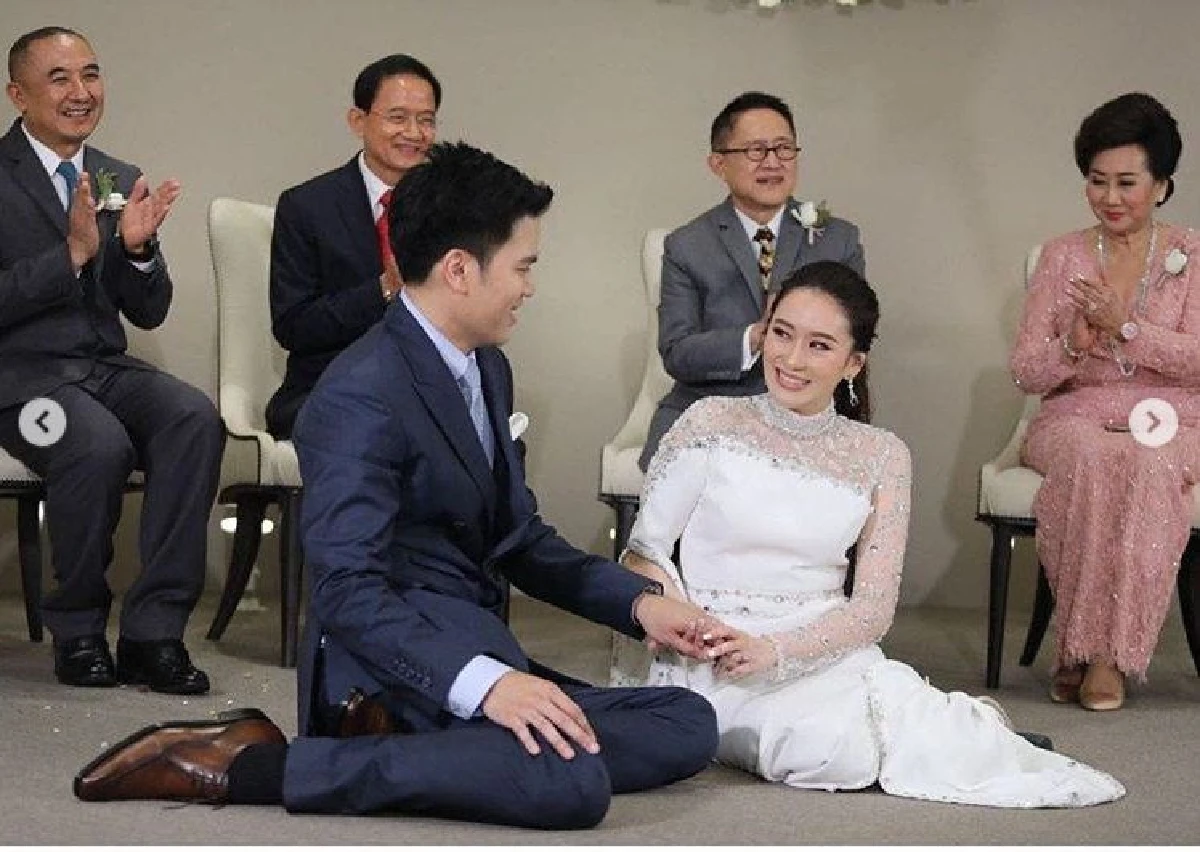 ทักษิณอวยพร "อิ๊งค์" เข้าพิธีหมั้น ขอให้รักเติบโตยืนยาว