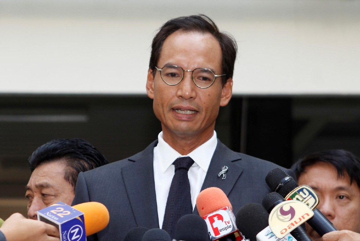 กรณ์แนะ "ธนาธร" ปลอดผลประโยชน์ทับซ้อนจริงต้องขายขาด กรณ์แนะ "ธนาธร" ปลอดผลประโยชน์ทับซ้อนจริงต้องขายขาด
