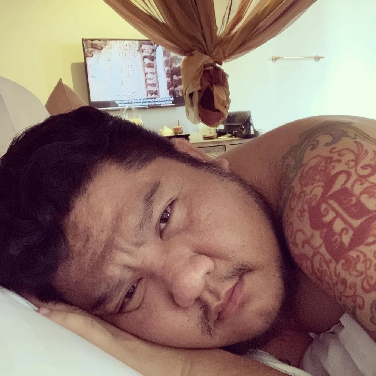 แฟนคลับสาวแจ้งจับ! เบน ชลาทิศ หลังโดนนักร้องดังต่อยจนตาปิด