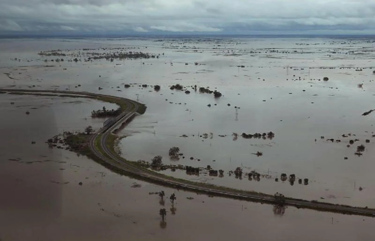ไซโคลน "อิดาย" พัดถล่มโมซัมบิก อาจทำคนตายนับพัน