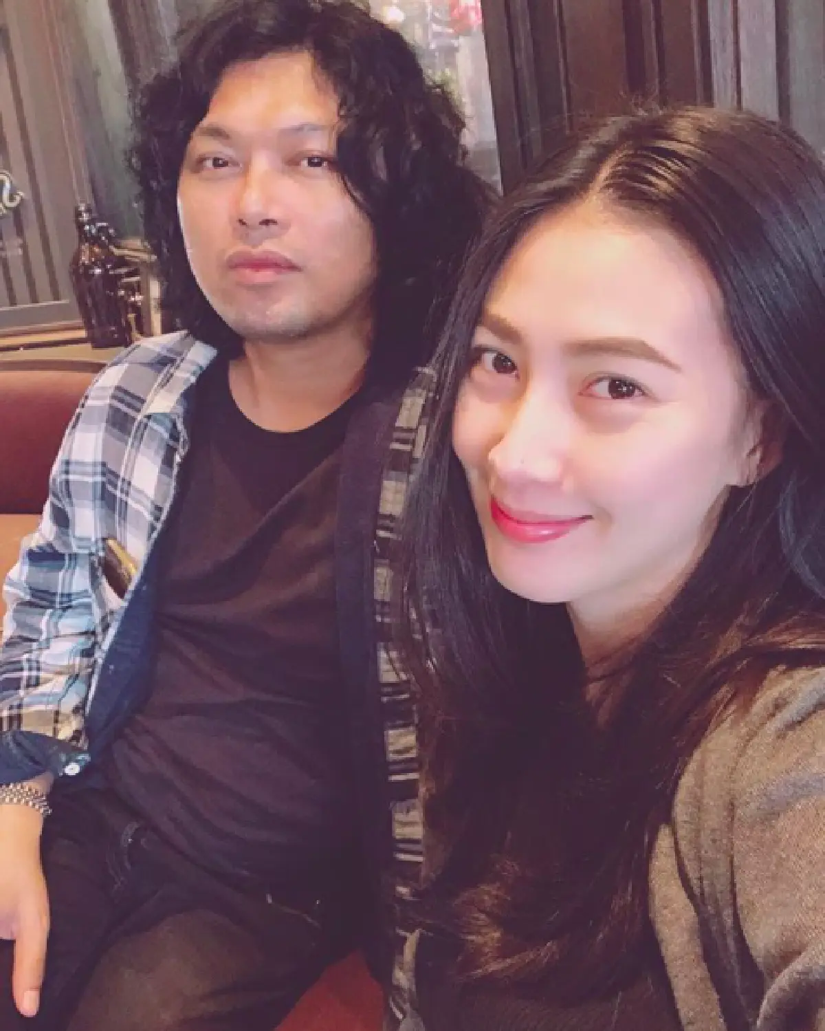 ทะเลเดือดรับซัมเมอร์! “อีฟ” หวานใจ "เสก โลโซ” ถ่ายแบบชุดว่ายน้ำทั้งสวย ทั้งแซ่บ