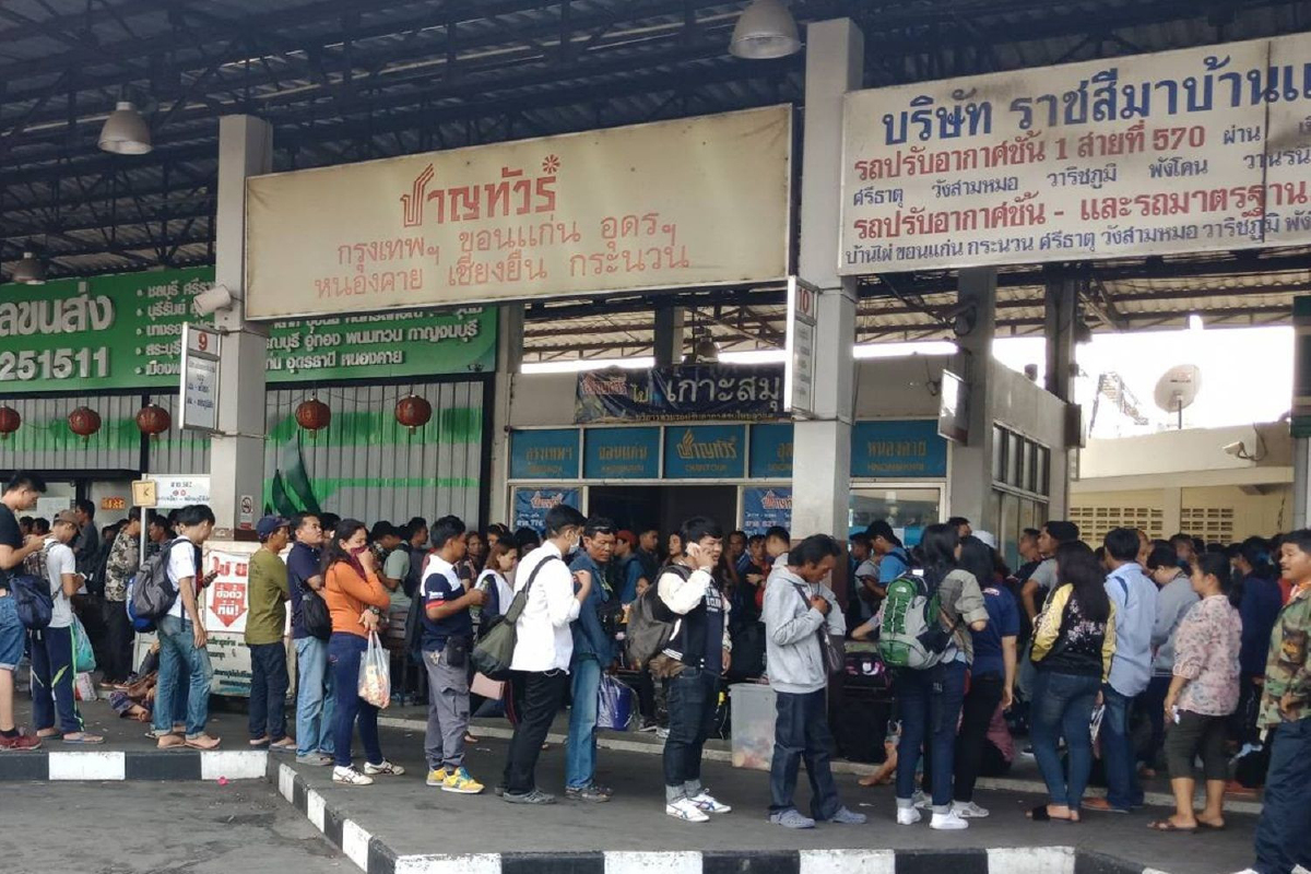บขส.แห่งใหม่โคราชผู้โดยสารแน่นแห่กลับบ้านเลือกตั้งสส. บขส.แห่งใหม่โคราชผู้โดยสารแน่นแห่กลับบ้านเลือกตั้งสส.