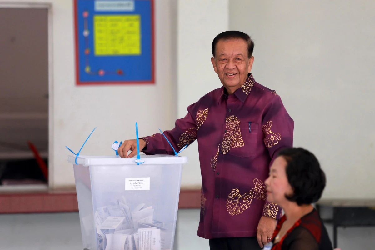 ส่องแฟชั่น "นักการเมือง-ผู้มีบารมี" วันเลือกตั้ง