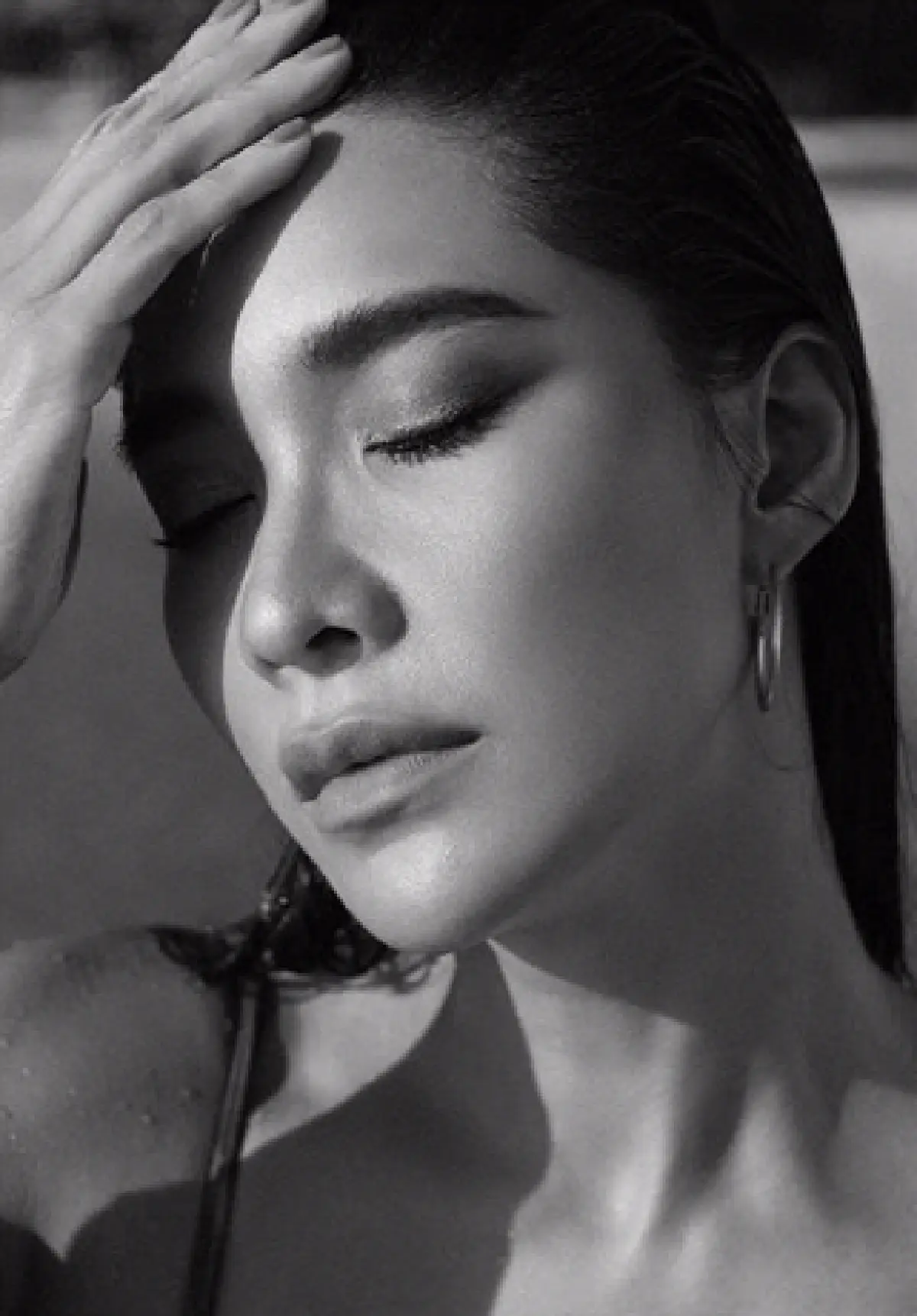 “พลอย” แท็คทีม "จุ๊กกู้ The Face” โชว์หุ่นเป๊ะ อวดผิวโกลว์ๆ ในชุดว่ายน้ำสุดแซ่บ