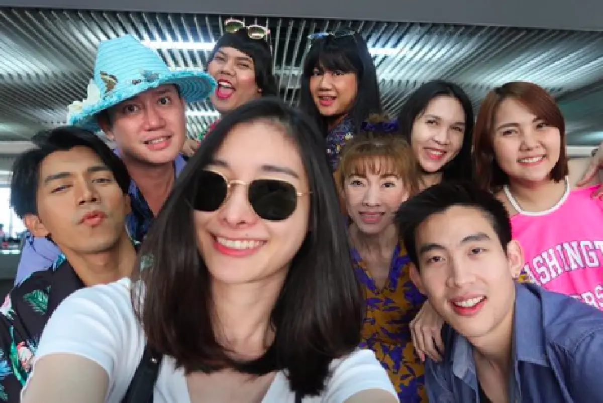 “มด ณปภัช” ชิดซ้าย “แม่แดง” ขอโชว์แซ่บในบิกินี่ หลังไปเที่ยวกระบี่ งานนี้หนุ่ม “ทิว” ร่วมแจม