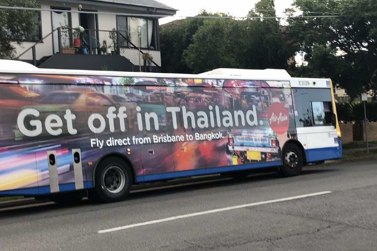 ถล่มโฆษณาออสซี่ "ไปซั่มกันไหมที่ไทยแลนด์" ถล่มโฆษณาออสซี่ "ไปซั่มกันไหมที่ไทยแลนด์"