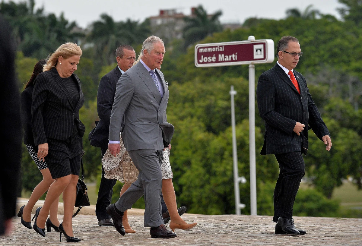 "เมื่อชาร์ลส์พบเช" ครั้งแรกที่ราชวงศ์อังกฤษเยือนคิวบา