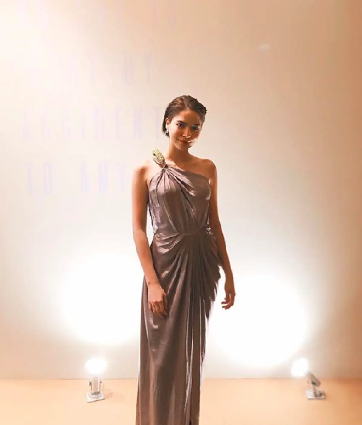 เปรี้ยวหนักมาก “มารีน่า” น้องสาว “มาร์กี้” สวยแซ่บในลุคผมสั้น