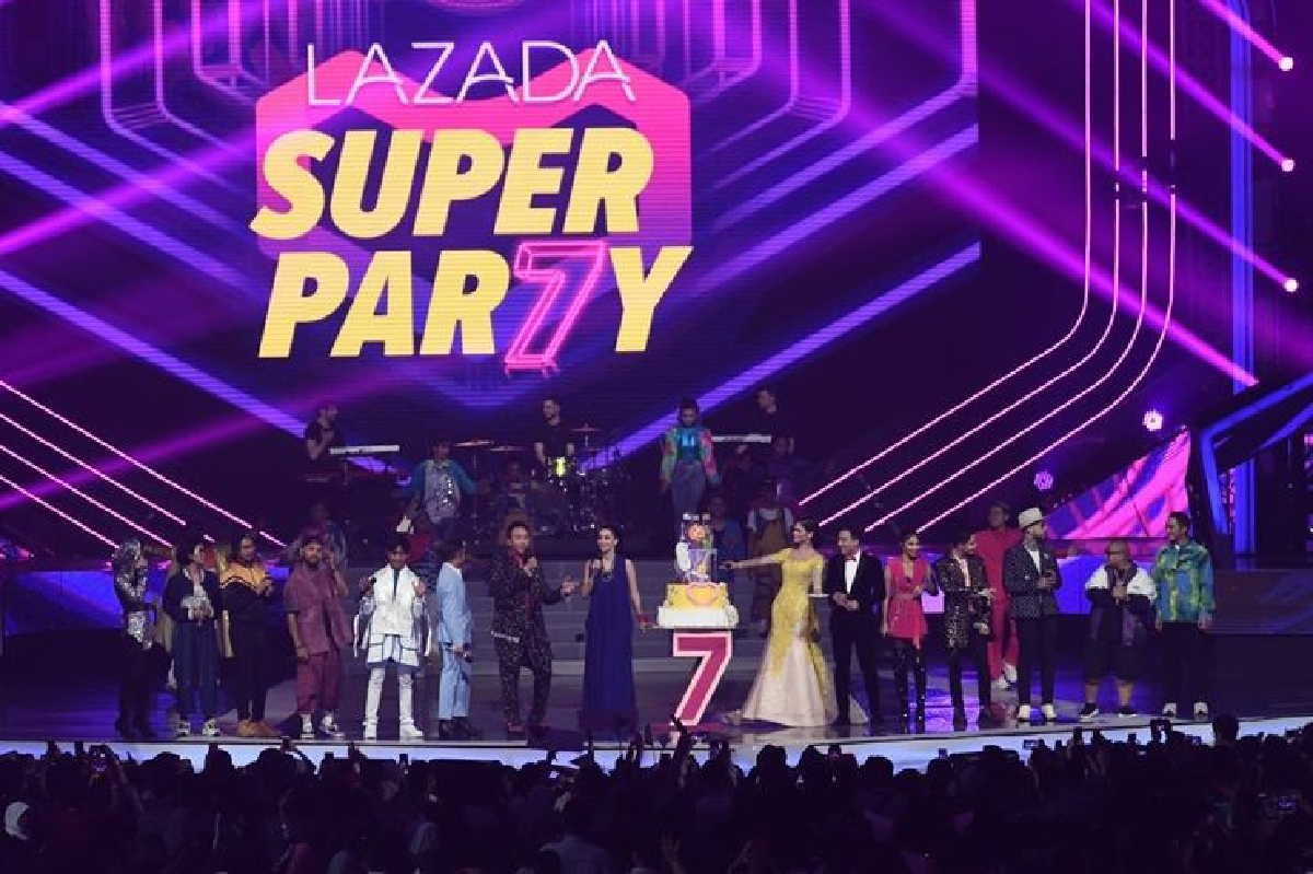 เริ่มแล้ว! LAZADA จัดใหญ่"ช้อปเปอร์เทนเม้นต์"ขนดีลสุดพิเศษฉลองครบรอบ7ปี เริ่มแล้ว! LAZADA จัดใหญ่"ช้อปเปอร์เทนเม้นต์"ขนดีลสุดพิเศษฉลองครบรอบ7ปี