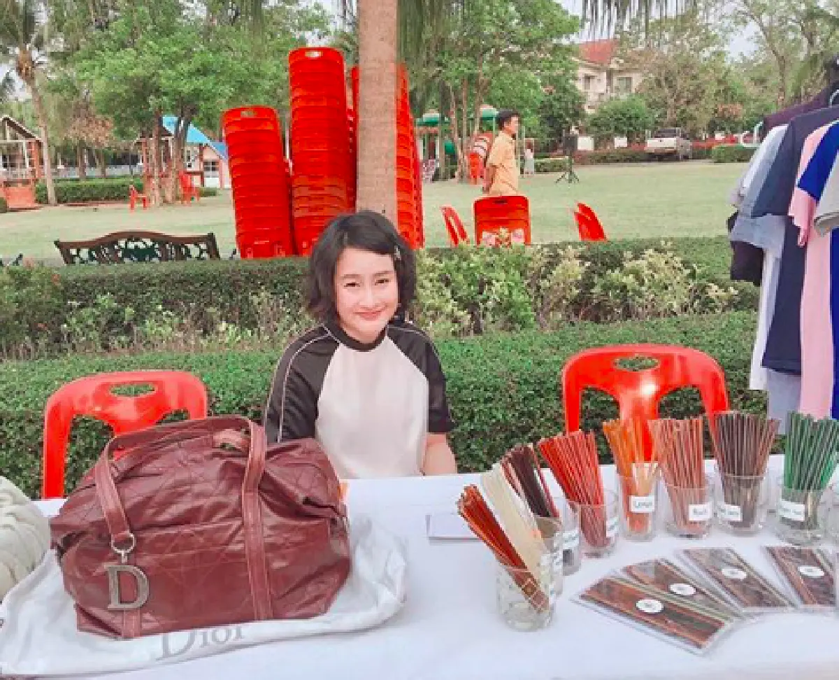 จำแทบไม่ได้ "พลอย ลิตเติ้ลวอยซ์” กับชีวิตปัจจุบันที่เรียบง่าย สวีทหวานกับสามี