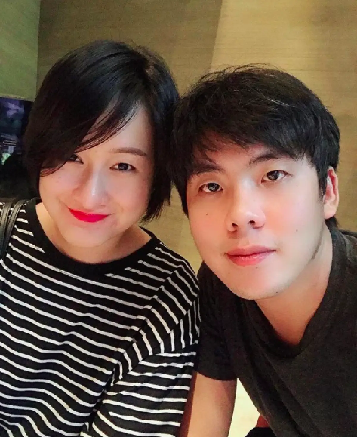 จำแทบไม่ได้ "พลอย ลิตเติ้ลวอยซ์” กับชีวิตปัจจุบันที่เรียบง่าย สวีทหวานกับสามี