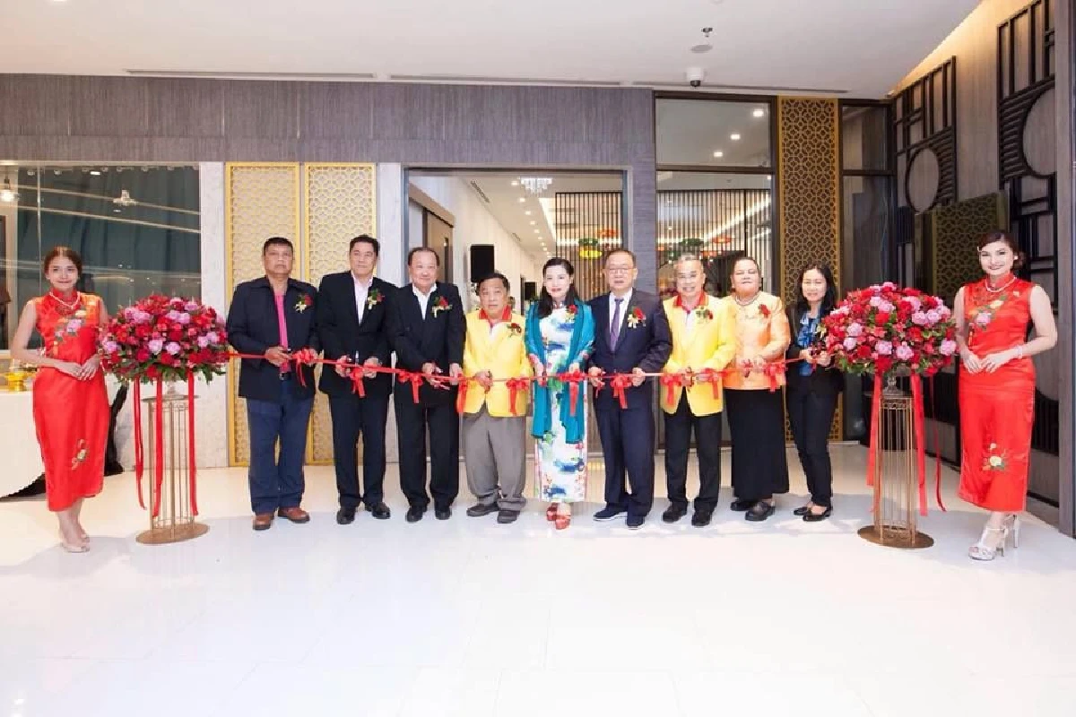 หวัง ซื่อ อี่ เจ้าของร้านอาหารจีนเผยเคล็ดลับการทำธุรกิจให้สำเร็จ