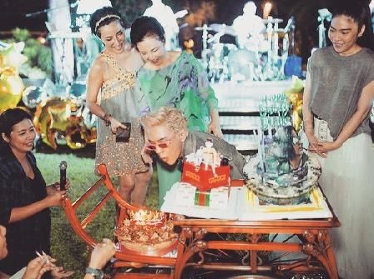 ส่องภาพปาร์ตี้วันเกิด 40 ปี ดัง พันกร ฉลองอย่างอบอุ่นที่บ้านกับคุณหญิงแม่