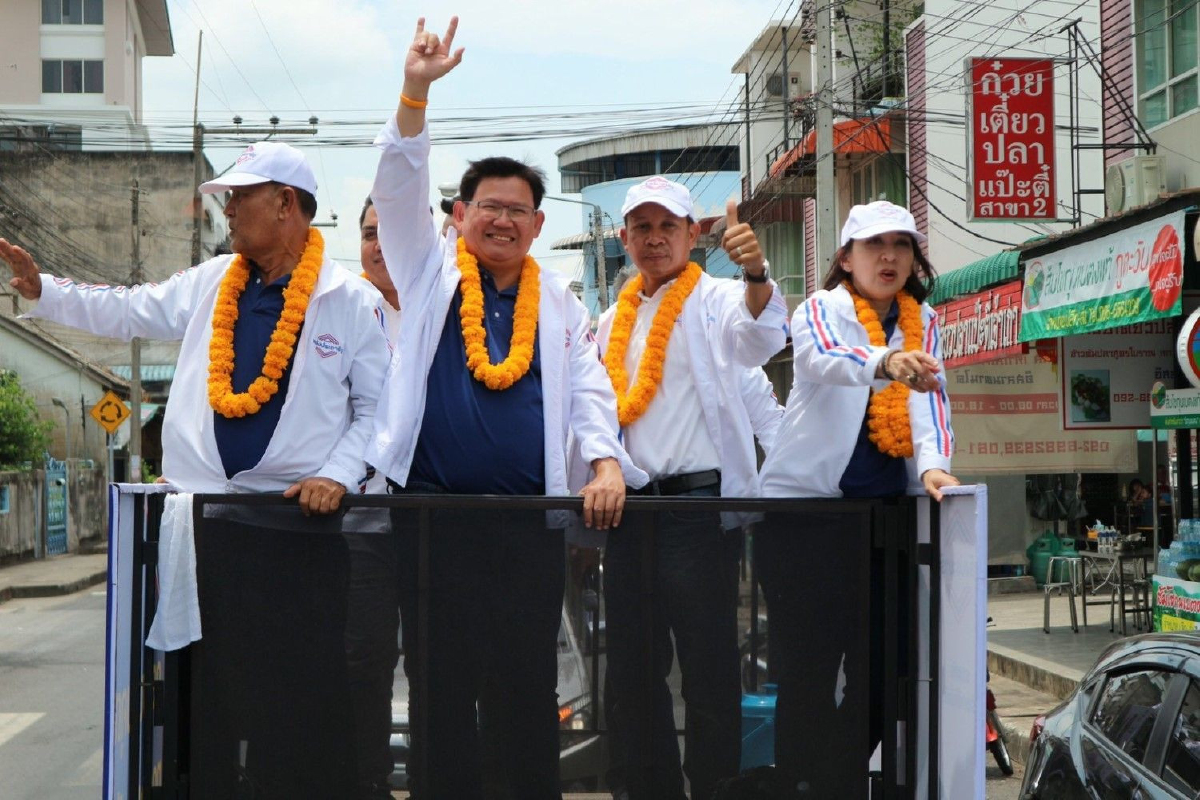 "สุวิทย์"ติวว่าที่ ส.ส.ภาคใต้เร่งสร้างผลงานใน6เดือนหลังเลือกตั้ง "สุวิทย์"ติวว่าที่ ส.ส.ภาคใต้เร่งสร้างผลงานใน6เดือนหลังเลือกตั้ง