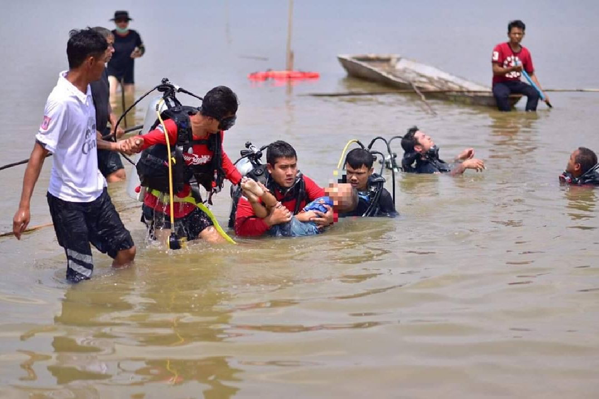 สลด! เจ้าหน้าที่กู้ภัยช่วยเด็กจมน้ำเสียชีวิต2ศพที่แก่งเลิงจาน สลด! เจ้าหน้าที่กู้ภัยช่วยเด็กจมน้ำเสียชีวิต2ศพที่แก่งเลิงจาน