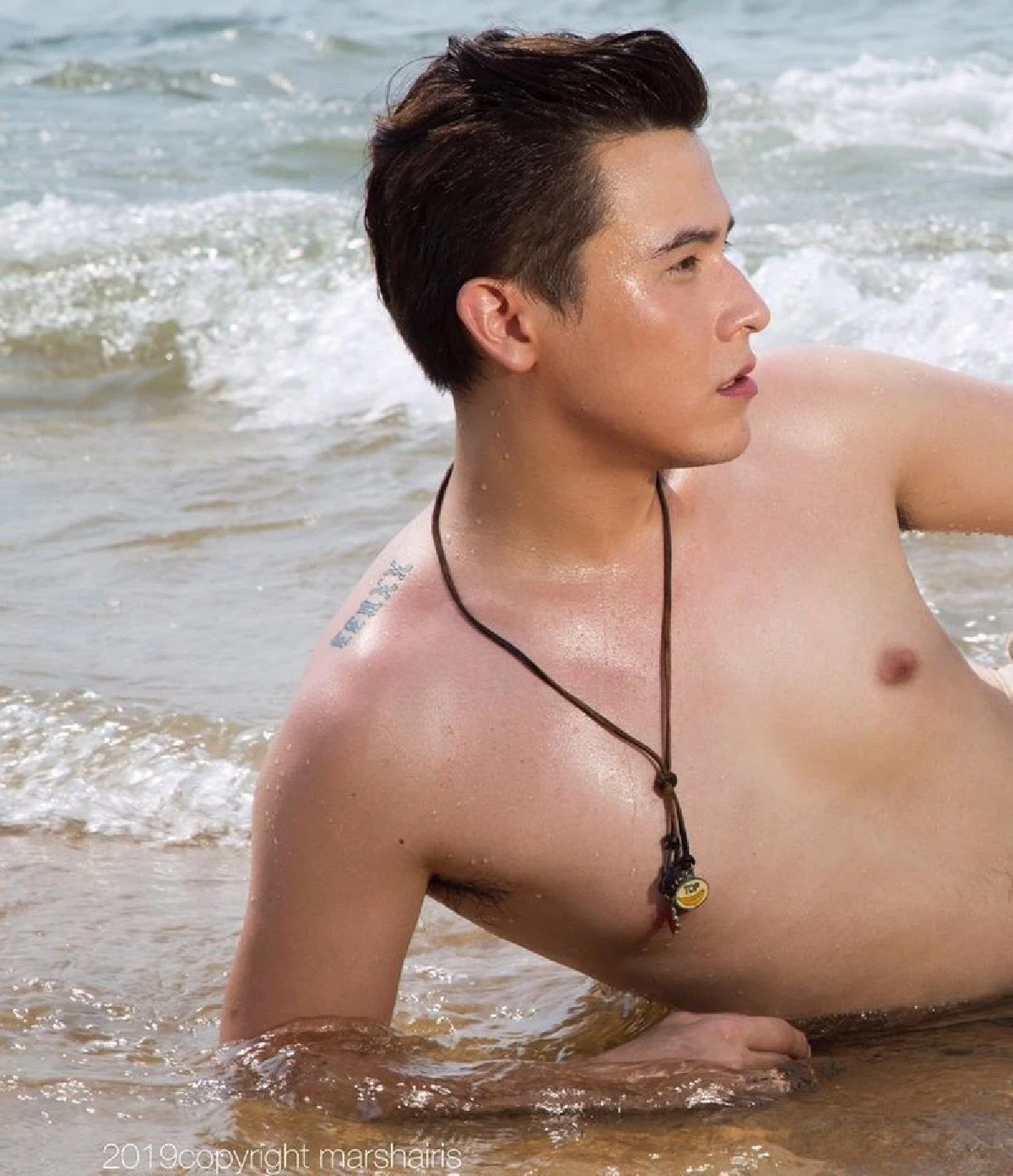 ลูกหล่อแม่แซ่บ! มาช่า อวดหุ่นเป๊ะในวัย 48 ปีควงคู่ น้องกาย ถ่ายแบบริมทะเลชวนเคลิ้ม