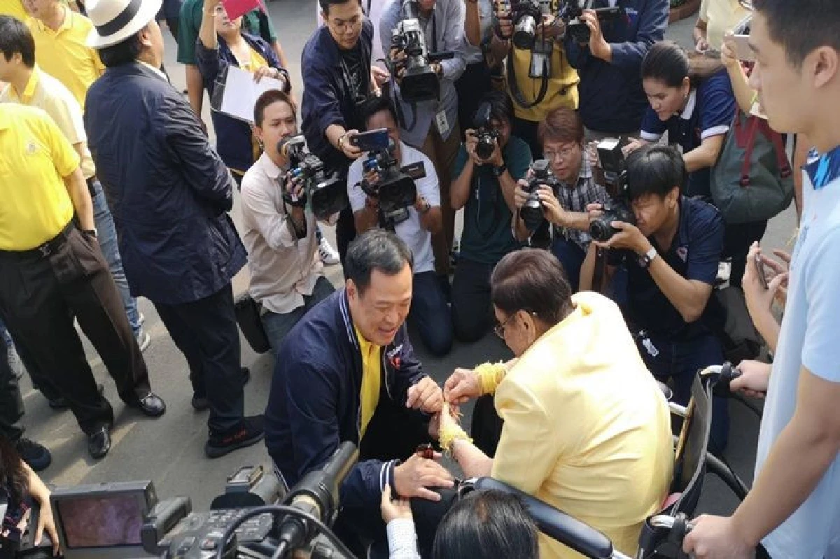 “อนุทิน”ปัดภท.ร่วมวงตั้งรัฐบาล ย้ำ รอกกต.รับรองผล 9 พ.ค.